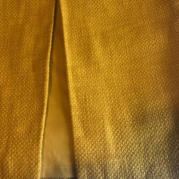 Gold Black Label Chico’s pencil skirt - Picture 2 of 6